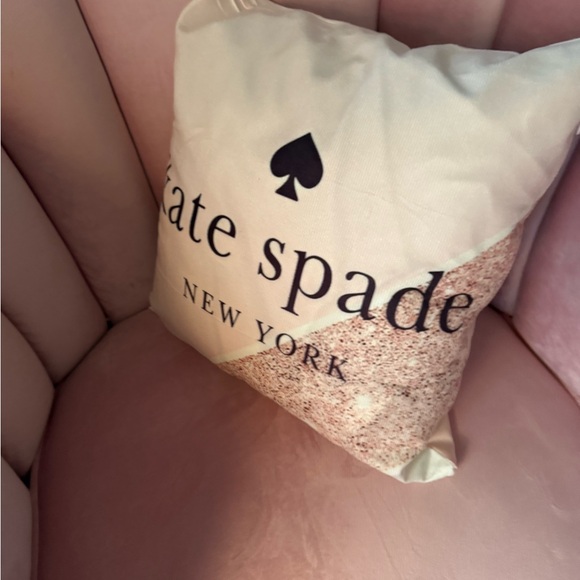 Kate Spade Blush Pink Soft Accent Pillow 40cm x 40cm NEW Pillow Included - Picture 14 of 14